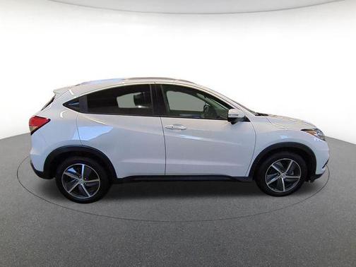Platinum White Pearl 2021 Honda HR-V EX