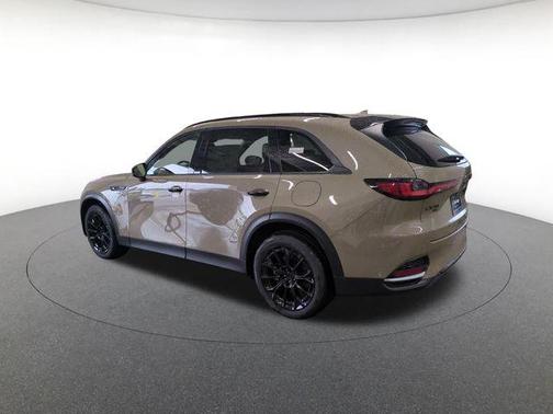 Zircon Sand Metallic 2026 Mazda CX-70 3.3 Turbo Premium