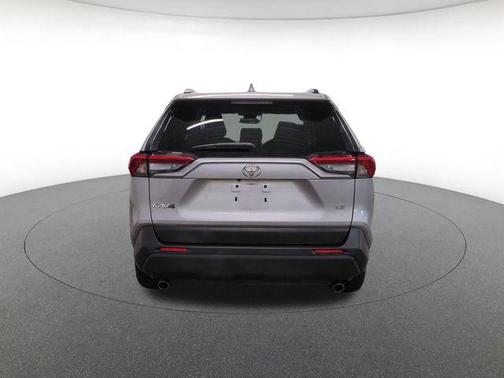 Silver Sky Metallic 2019 Toyota RAV4 LE