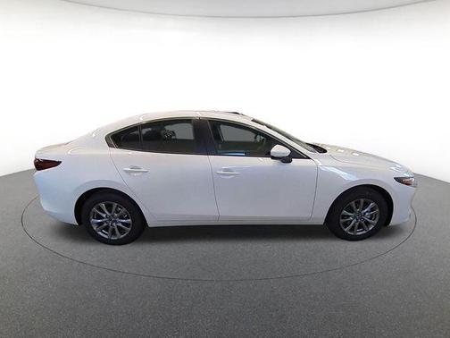 Snowflake White Pearl Mica 2026 Mazda Mazda3 FWD