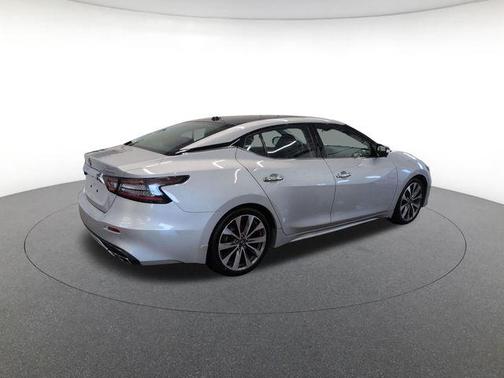 Brilliant Silver Metallic 2023 Nissan Maxima 3.5 Platinum