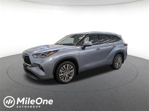 2022 Toyota Highlander Platinum