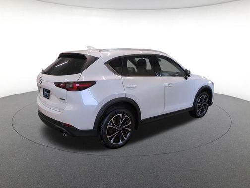 Snowflake White Pearl Mica 2022 Mazda CX-5 2.5 S