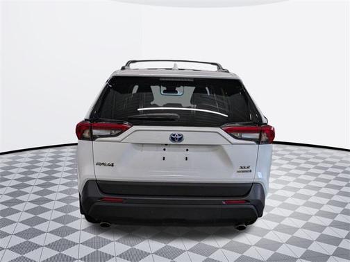 2023 Toyota RAV4 Hybrid XLE