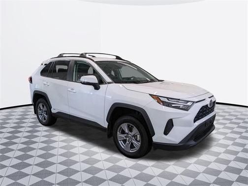 2023 Toyota RAV4 Hybrid XLE