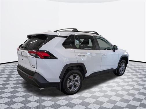 2023 Toyota RAV4 Hybrid XLE