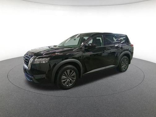 Super Black 2024 Nissan Pathfinder S 4WD