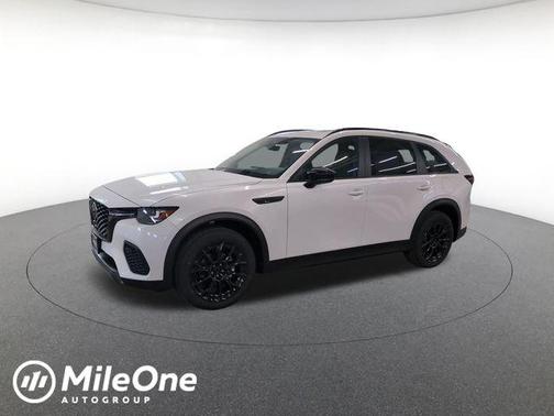 Rhodium White Premium 2026 Mazda CX-70 3.3 Turbo Preferred