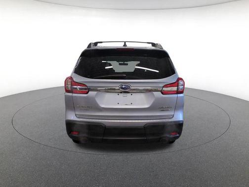 Ice Silver Metallic 2019 Subaru Ascent Limited 7-Passenger