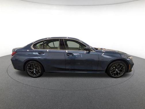2025 BMW 330 xDrive