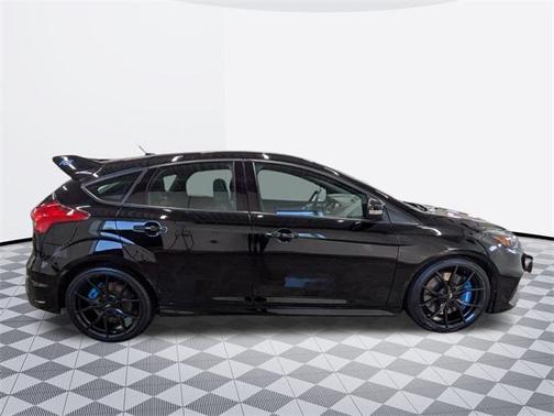 2017 Ford Focus RS Base