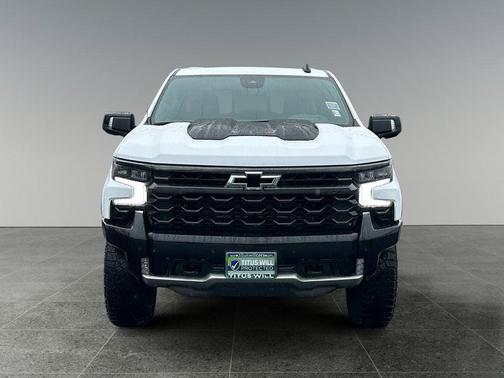 Summit White 2026 Chevrolet Silverado 1500 ZR2