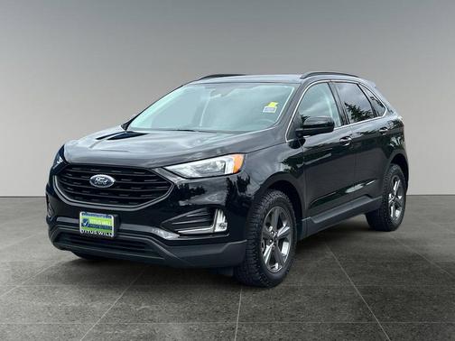 Agate Black Metallic 2022 Ford Edge SEL