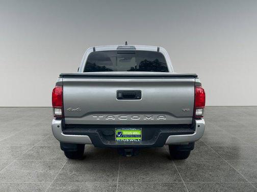 2021 Toyota Tacoma 4D Double Cab