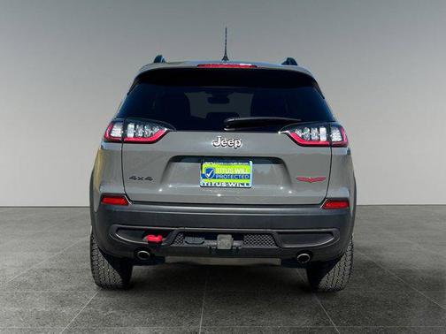 2022 Jeep Cherokee Trailhawk