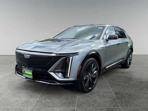 2024 Cadillac LYRIQ Sport