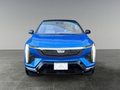 Coastal Blue Metallic 2026 Cadillac OPTIQ Luxury