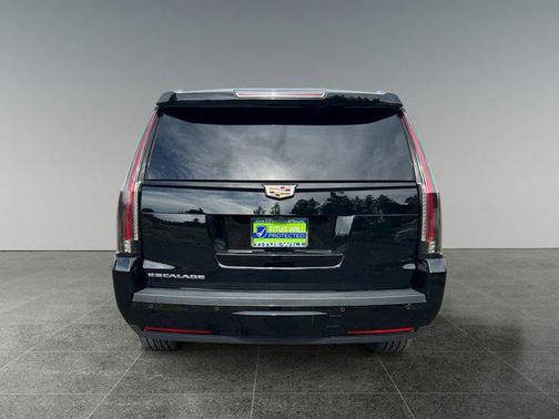 2020 Cadillac Escalade Premium Luxury