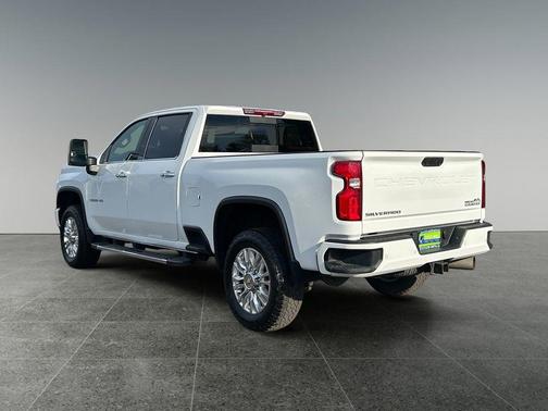 Summit White 2022 Chevrolet Silverado 3500 High Country