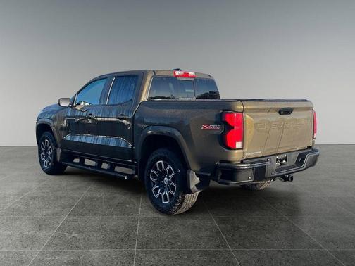 Harvest Bronze Metallic 2024 Chevrolet Colorado Z71