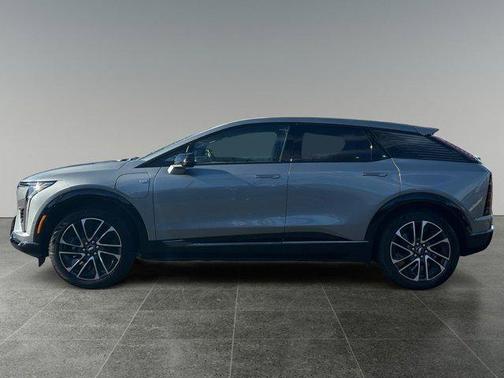 2025 Cadillac OPTIQ Sport 2 AWD