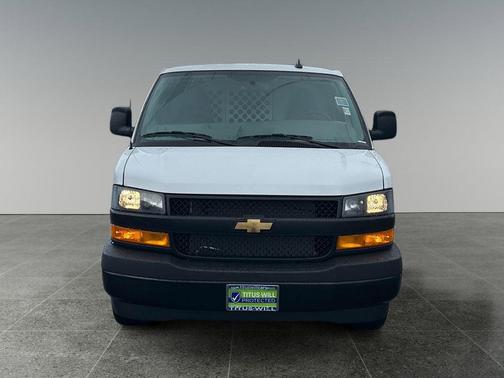 Summit White 2025 Chevrolet Express 2500 LT