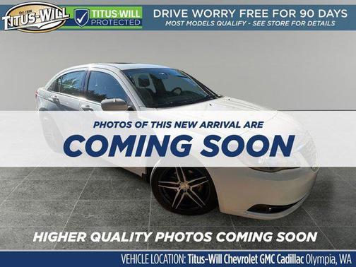 2013 Chrysler 200 Touring