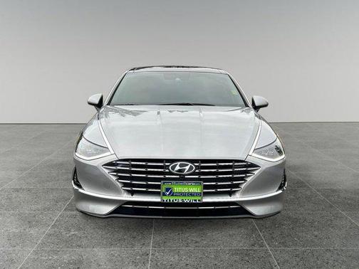 2023 Hyundai SONATA Hybrid Limited