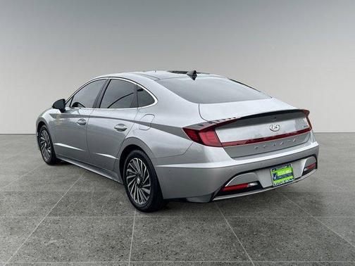 2023 Hyundai SONATA Hybrid Limited