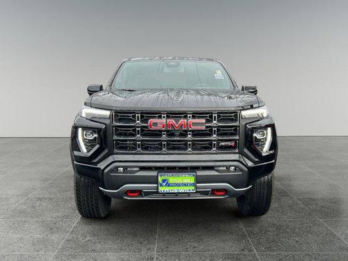 2025 GMC Canyon Base