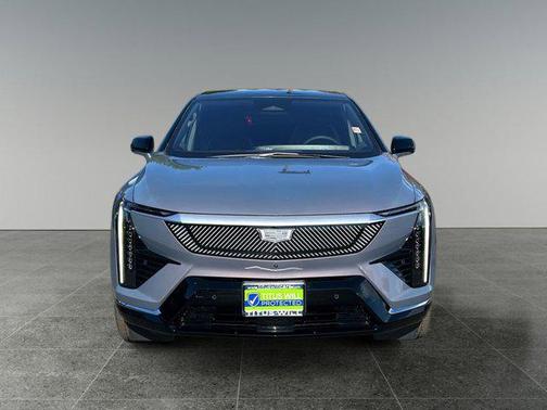 2025 Cadillac OPTIQ Luxury 1 AWD