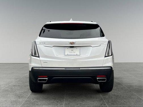 2025 Cadillac XT5 Sport