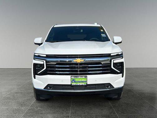 2025 Chevrolet Suburban LT
