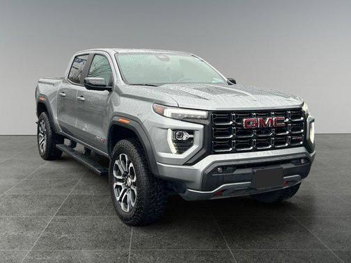 2023 GMC Canyon AT4