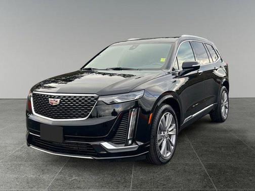 2025 Cadillac XT6 Premium Luxury AWD