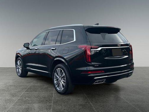 2025 Cadillac XT6 Premium Luxury AWD