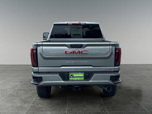 2025 GMC Sierra 2500 AT4