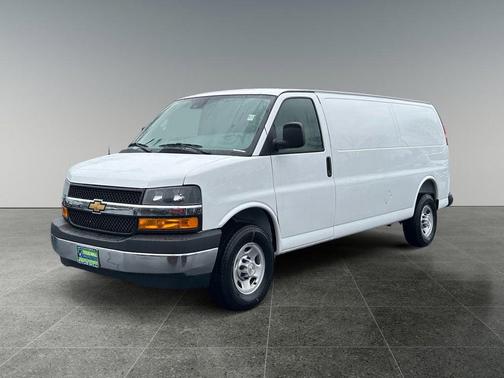Summit White 2026 Chevrolet Express 3500 3500 Extended Wheelbase, WT, RWD