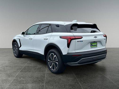 2025 Chevrolet Blazer EV eAWD LT