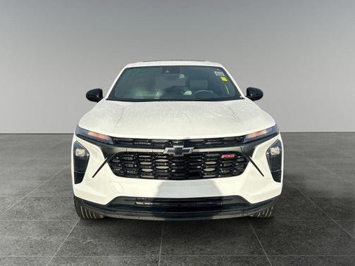 Summit White 2025 Chevrolet Trax FWD 1RS
