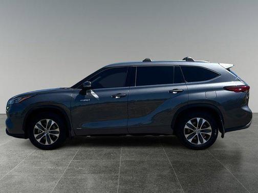 2020 Toyota Highlander Hybrid XLE