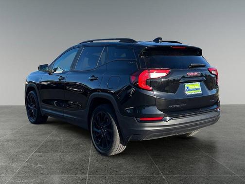 Ebony Twilight Metallic 2023 GMC Terrain SLE