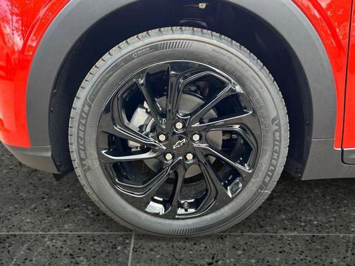 Habanero Orange 2027 Chevrolet Bolt RS FWD