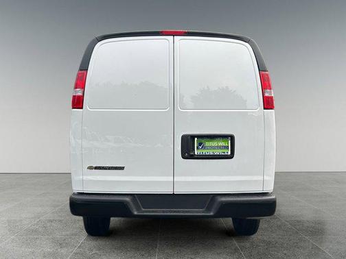 2025 Chevrolet Express 2500 RWD 2500 Regular Wheelbase WT