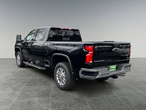 2025 Chevrolet Silverado 3500 LTZ