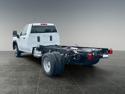 Summit White 2026 GMC Sierra 3500 Base