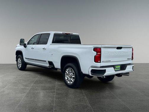 2025 Chevrolet Silverado 3500 High Country