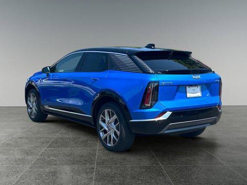 2025 Cadillac OPTIQ Luxury 1 AWD