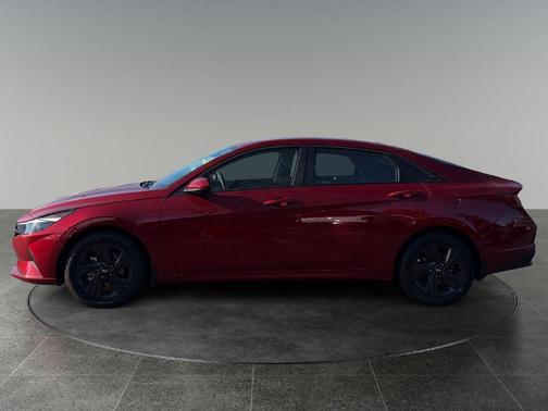 Ultimate Red 2023 Hyundai ELANTRA SEL