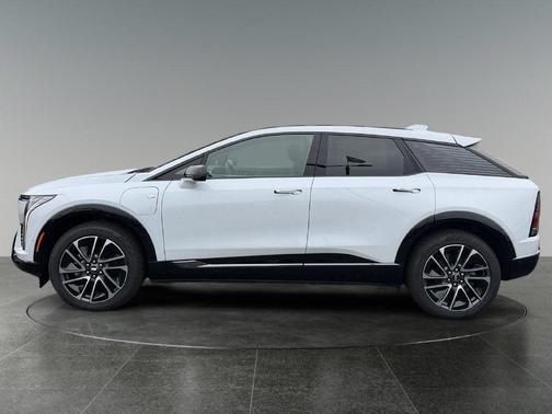 Vibrant White Tricoat 2027 Cadillac OPTIQ Sport